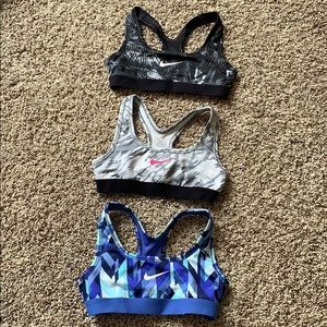 Youth small nike sports bras (3)